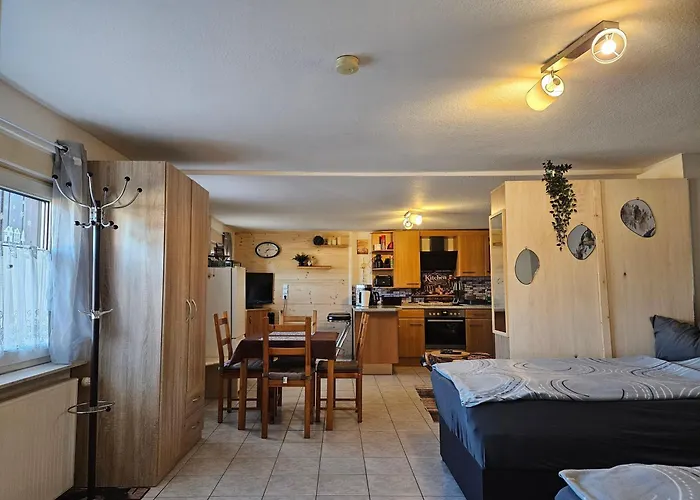 App-o2 1-2-personen-23km-bis-frankfurt-nord Apartment